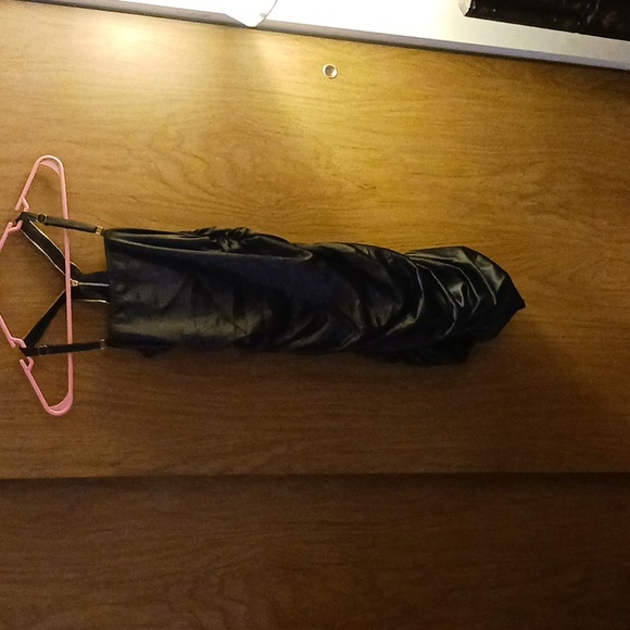 KIMCINE CURVE ZIPPERED WRAP DRESS, SMALL, VALENTINES DAY - Picture 2 of 4